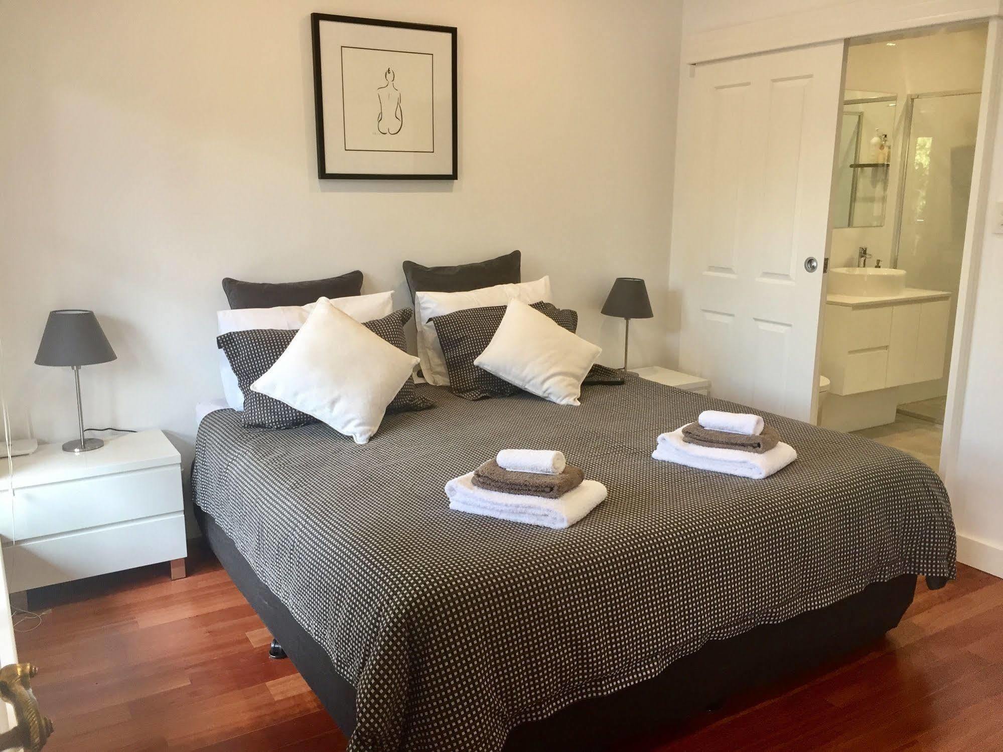 Chic Townhouse In North Adelaide Villa ภายนอก รูปภาพ